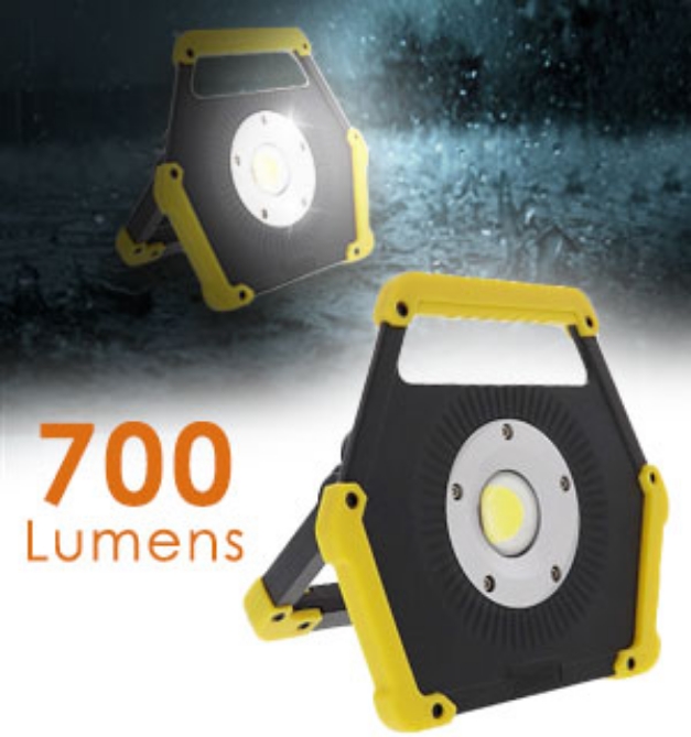 Picture 1 of Weatherproof 700 Lumen Flood And Work Light