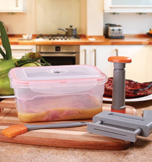 Picture 8 of 4-Piece Vacuum Marinade Kit