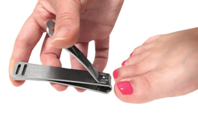Picture 2 of Wide Jaw Curved Cut Nail Clippers - 2 Pc
