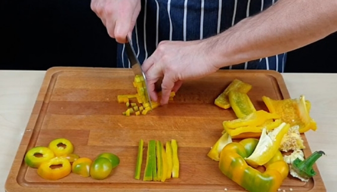 Picture 3 of Cleaver-Style 7in Kitchen Knife with Pakkawood Handle