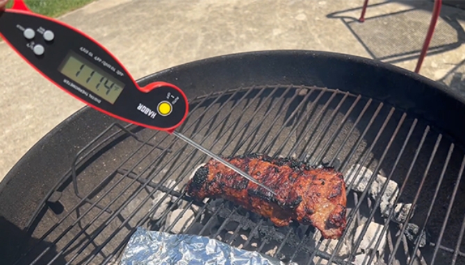 Picture 4 of Instant Read Foldable Meat Thermometer With Large Digital Read Out