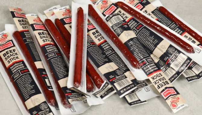 Picture 3 of Klement's Box of 26 Beef Snack Sticks