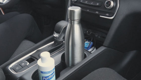 Now you can make sure you kill bacteria, viruses, and other germs while purifying your drinking water with this all-in-one water bottle! Using the power of UV-C light, it kills up to 99.9% of dangerous bacteria inside, reducing the risk of getting sick.