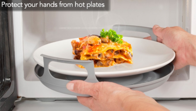 Microwave Cool Caddy: Carry Hot Bowls and Plates