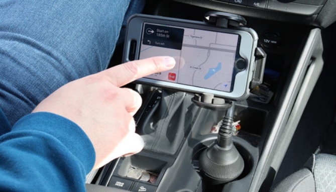 Picture 3 of Armor All Gooseneck Cup Holder Phone Mount