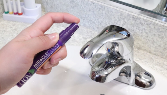 Picture 2 of 4pk Miracle Clean Spray Pens: 4 in 1 Multi-Surface Cleaner, Disinfectant and more
