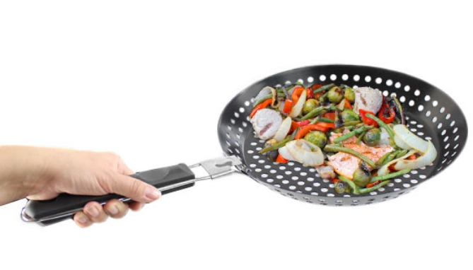 Grilling Skillet w/ Removable Handle