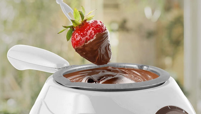 Picture 3 of Electric Chocolate Melting Pot Kit - Make Yummy Candy