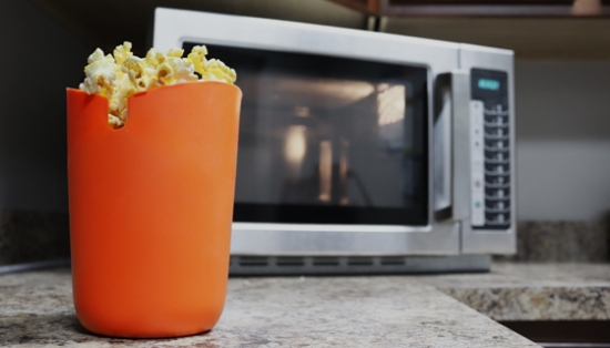 This fun popcorn maker allows you to make a single (1 oz) serving of popcorn easily in the microwave. You get two individual poppers that allow you to pop fresh, hot and fluffy popcorn in about 2 minutes!