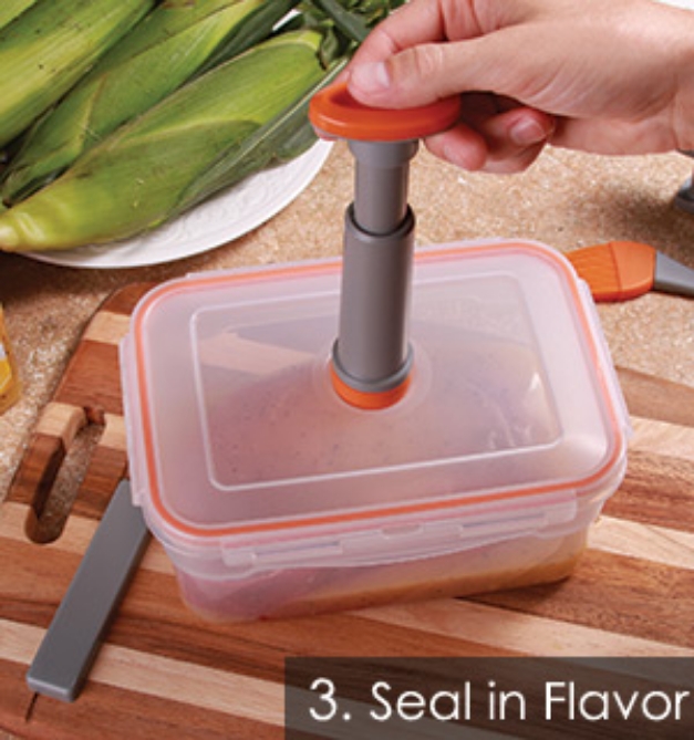 Picture 7 of 4-Piece Vacuum Marinade Kit