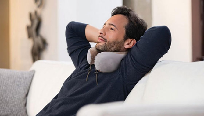 Picture 7 of Rechargeable Kneading Neck Massage Pillow