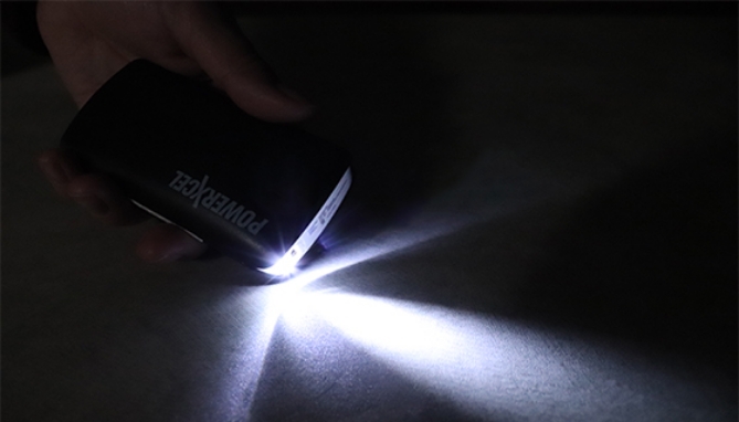 Picture 4 of 5200mAh Power Bank with Dual Lightning/Micro USB Cable
