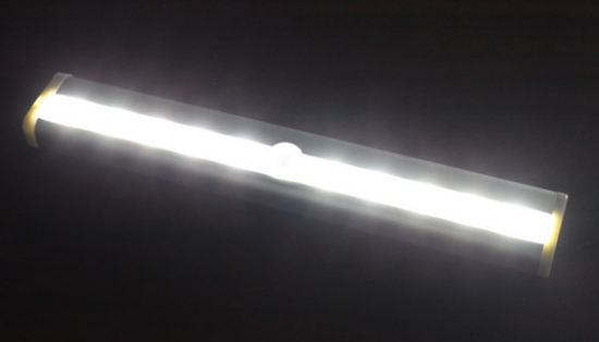 Wireless Light Bar - Motion and Light Activated