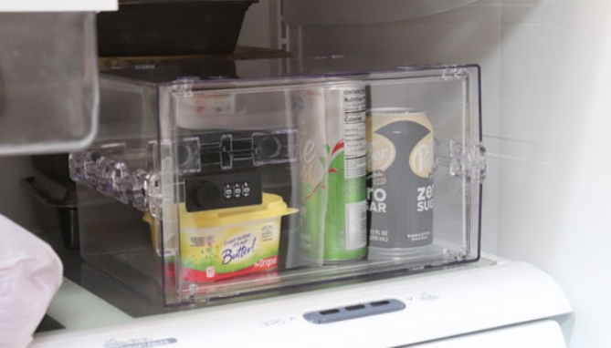 Picture 5 of Clear Lockable Box with Adjustable Combination