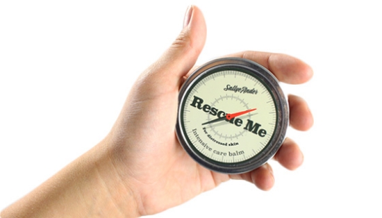 Rescue Me is an intensive care balm enriched with 21 essential oils and herbs including soy, coconut, beeswax and frankincense.
