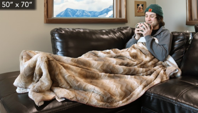 Picture 4 of Sherpa Throw Large Cuddle Blanket
