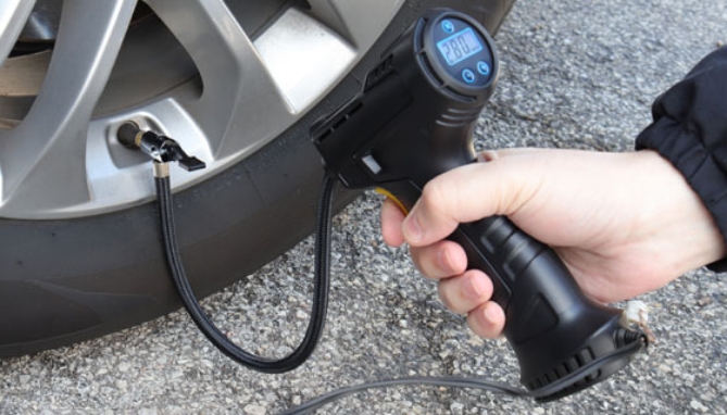 Handheld 12V Tire Inflator with Auto-Shutoff and LED Light