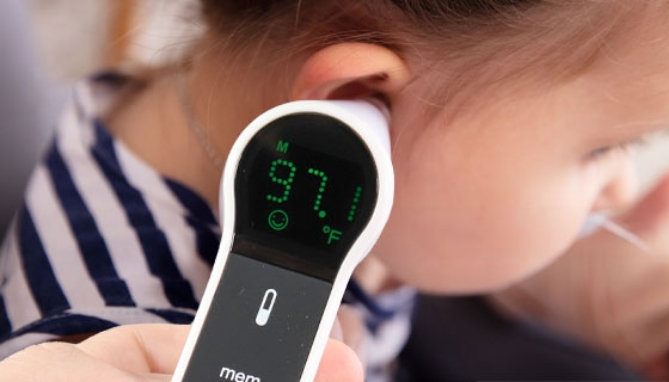 No-Contact Infrared And Rapid-Reading Thermometer For Skin And Ears
