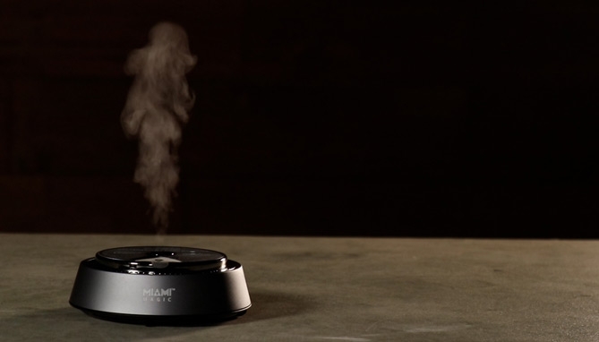 Picture 6 of ScentSation Waterless Smart Car Diffuser