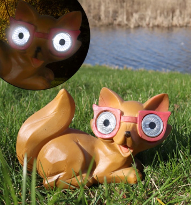 Picture 1 of Adorable Fox Solar Light Outdoor Decoration