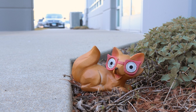 Picture 4 of Adorable Fox Solar Light Outdoor Decoration