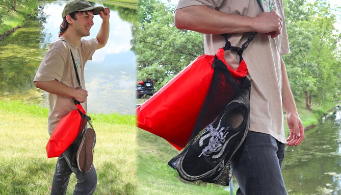 Picture 4 of Compact Wet-Dry Bag with External Mesh Pouch