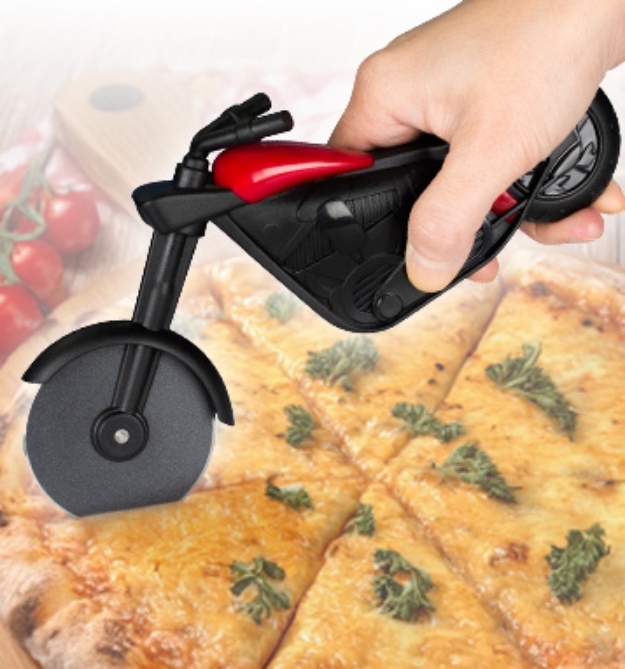 Picture 1 of Motorcycle Pizza Cutter
