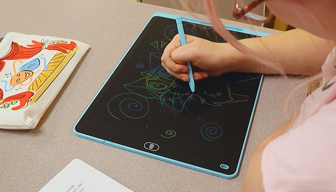 Picture 2 of DENTED/Dinged: Jumbo 16-Inch LCD Reusable Drawing Tablet(Dented Packaging)