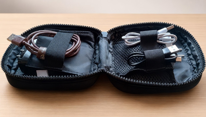 Picture 2 of Organizer Soft Case for Small Tech Supplies by Conair